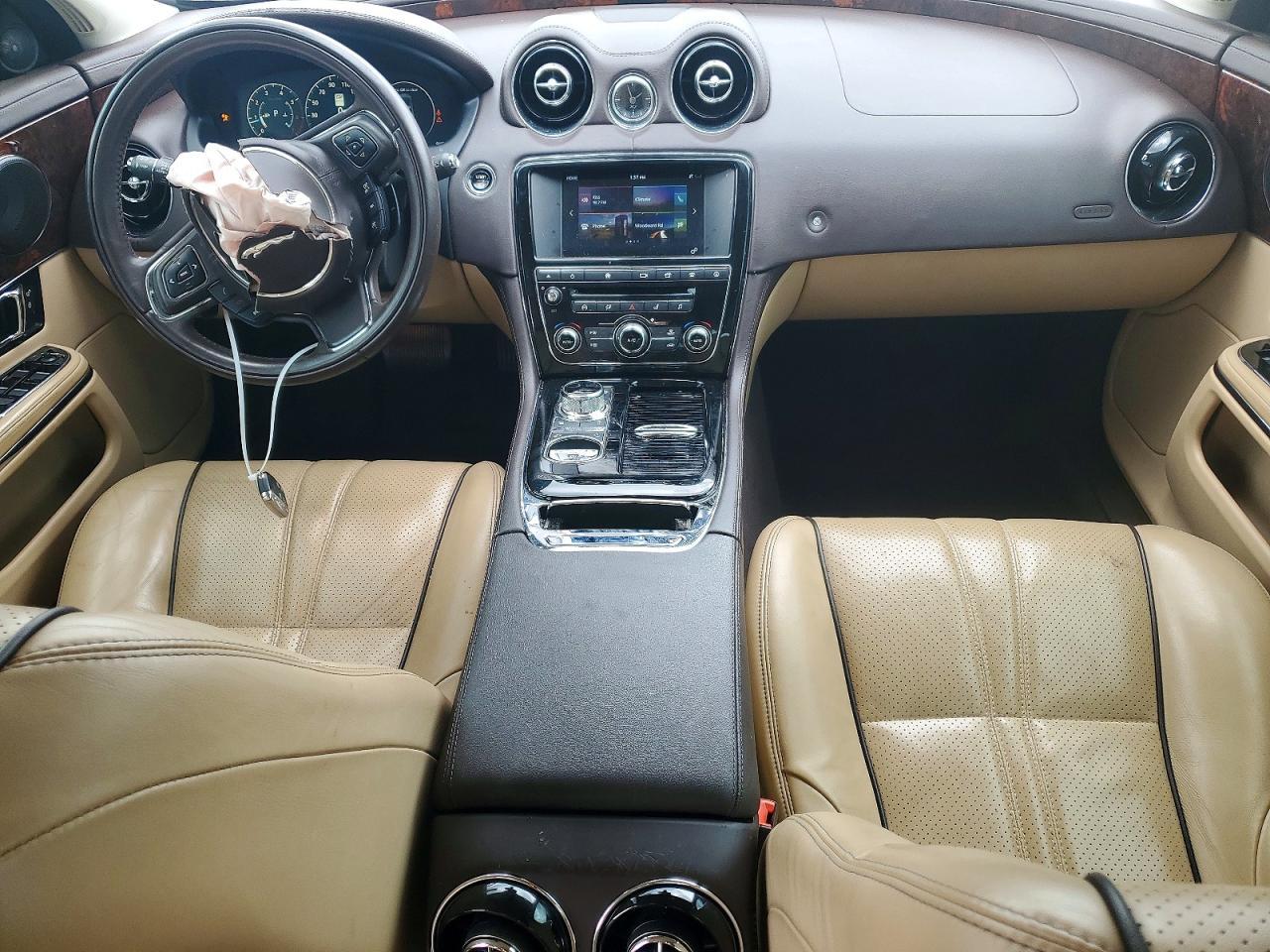 2016 JAGUAR Xj-Series