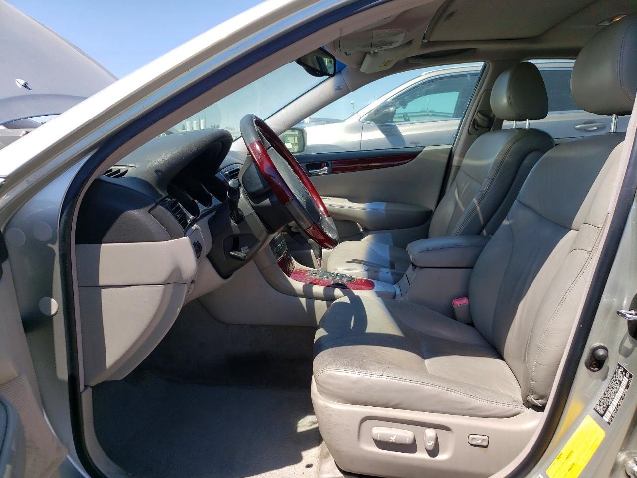2004 LEXUS ES 330