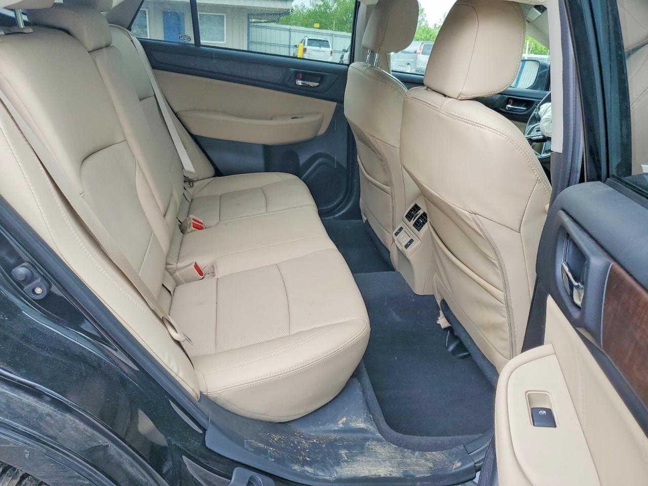 2019 SUBARU Outback