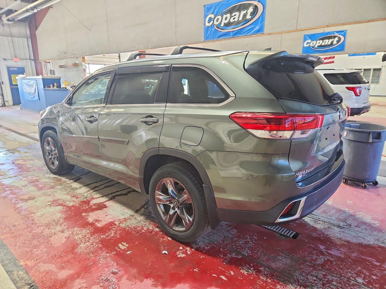 2018 TOYOTA HIGHLANDER