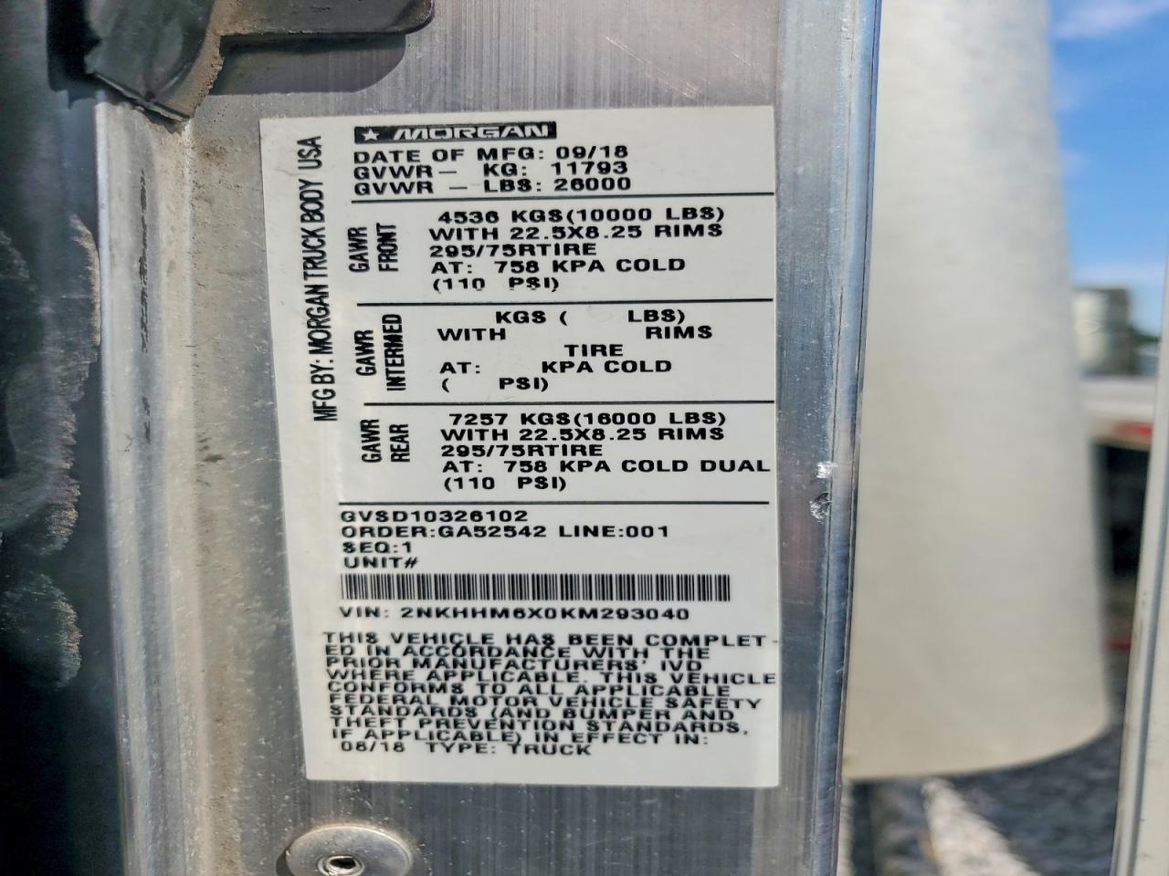 2019 KENWORTH T300
