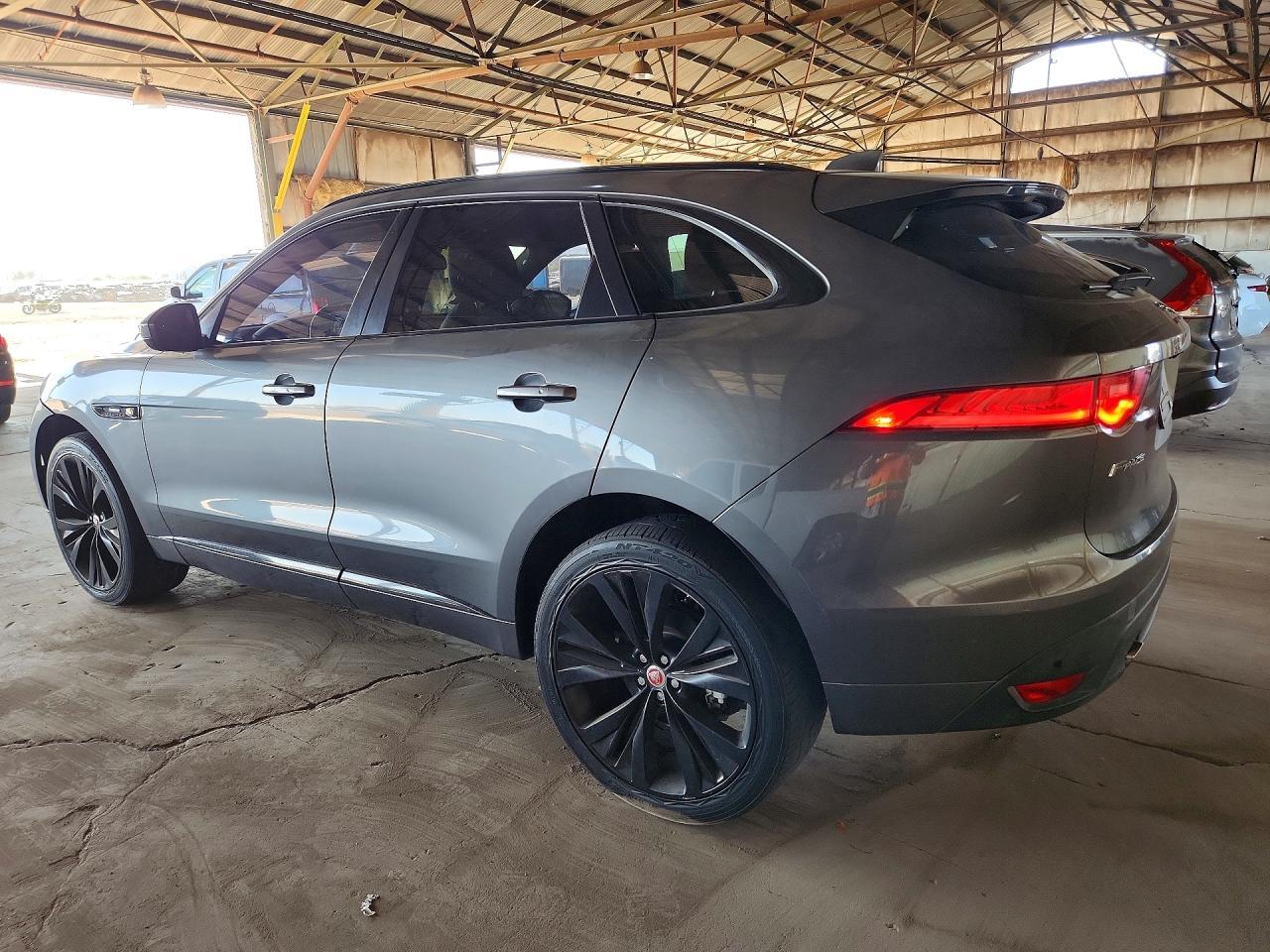 2018 JAGUAR F-Pace