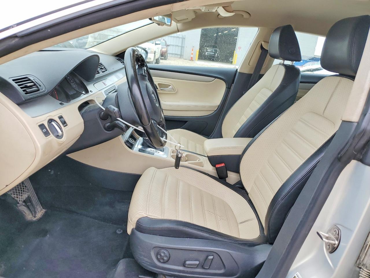 2011 VOLKSWAGEN CC