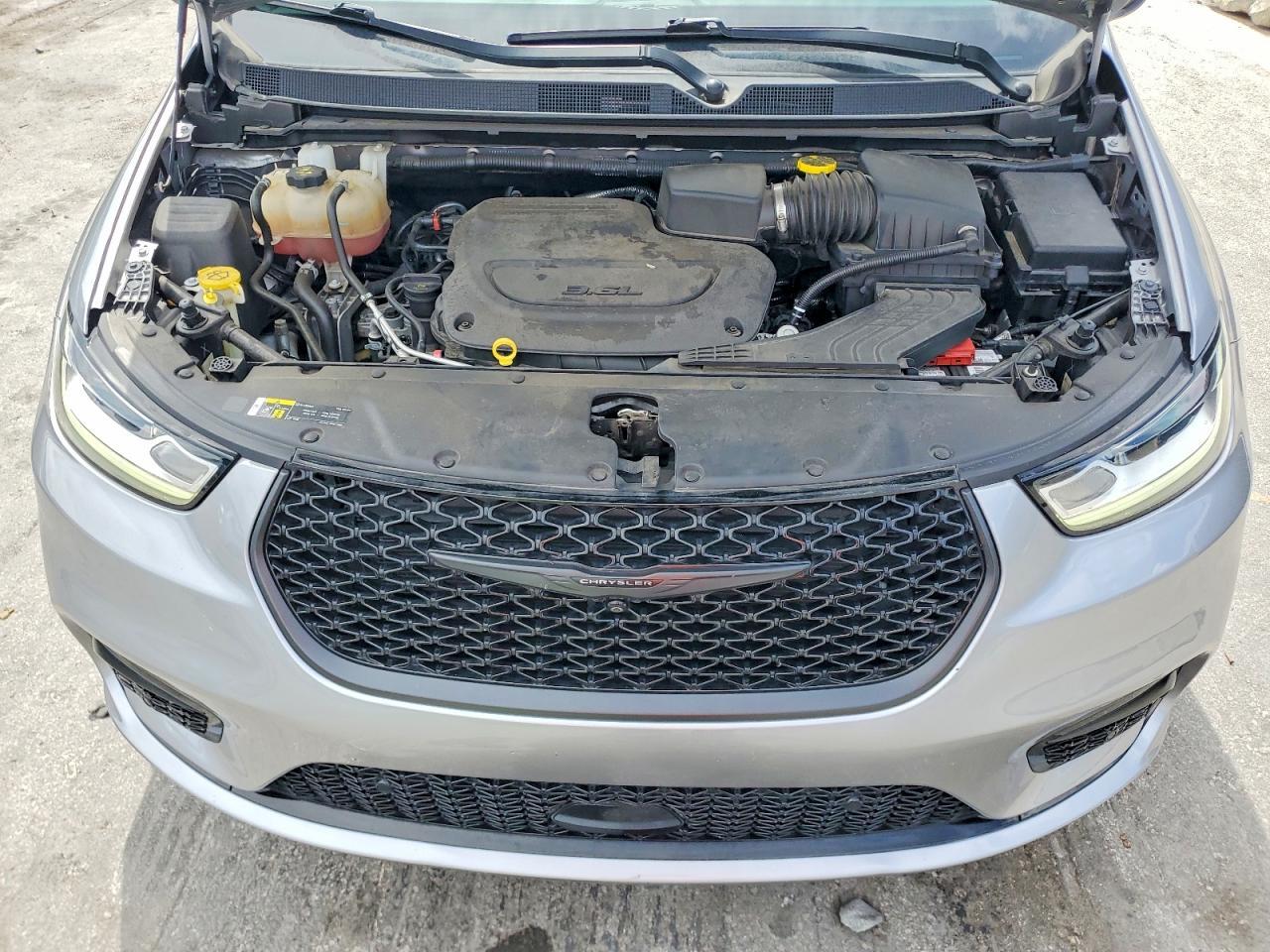 2021 CHRYSLER Pacifica