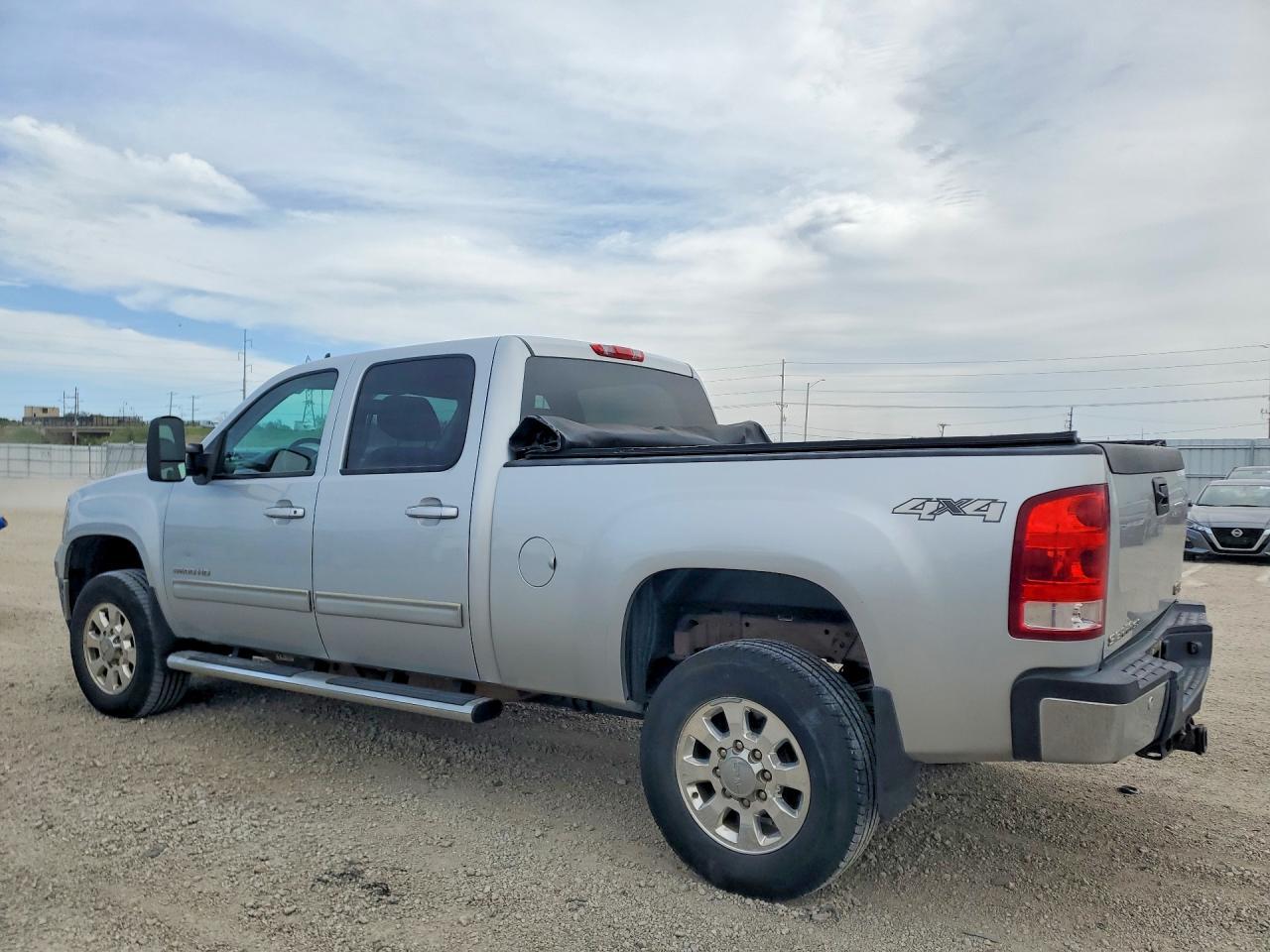 2013 GMC Sierra