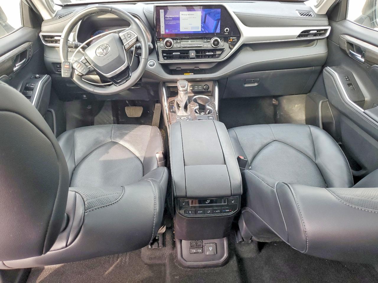 2024 TOYOTA HIGHLANDER