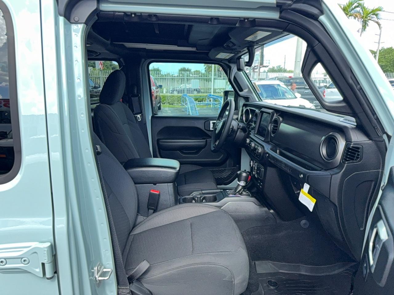 2023 JEEP WRANGLER