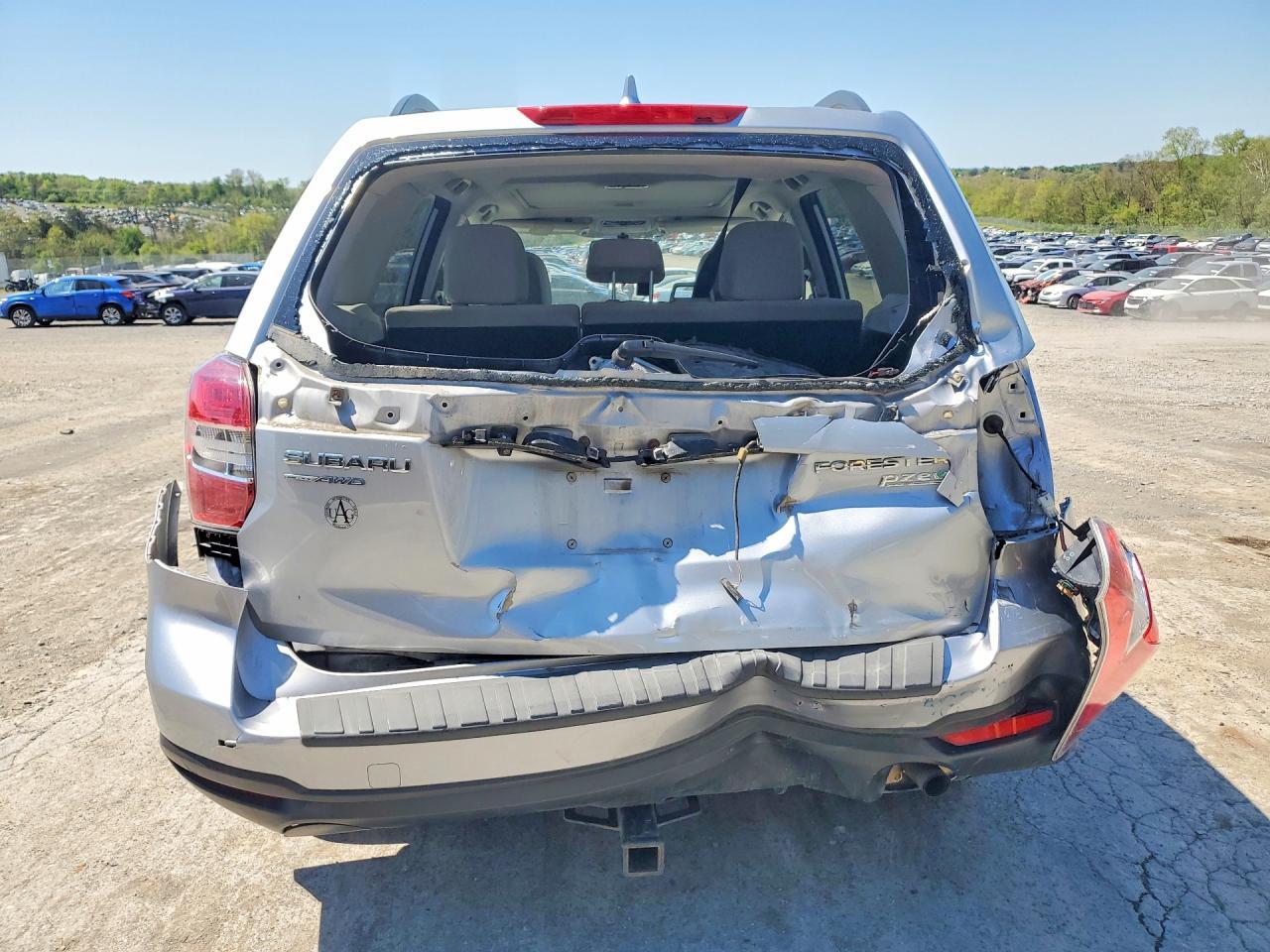 2016 SUBARU FORESTER
