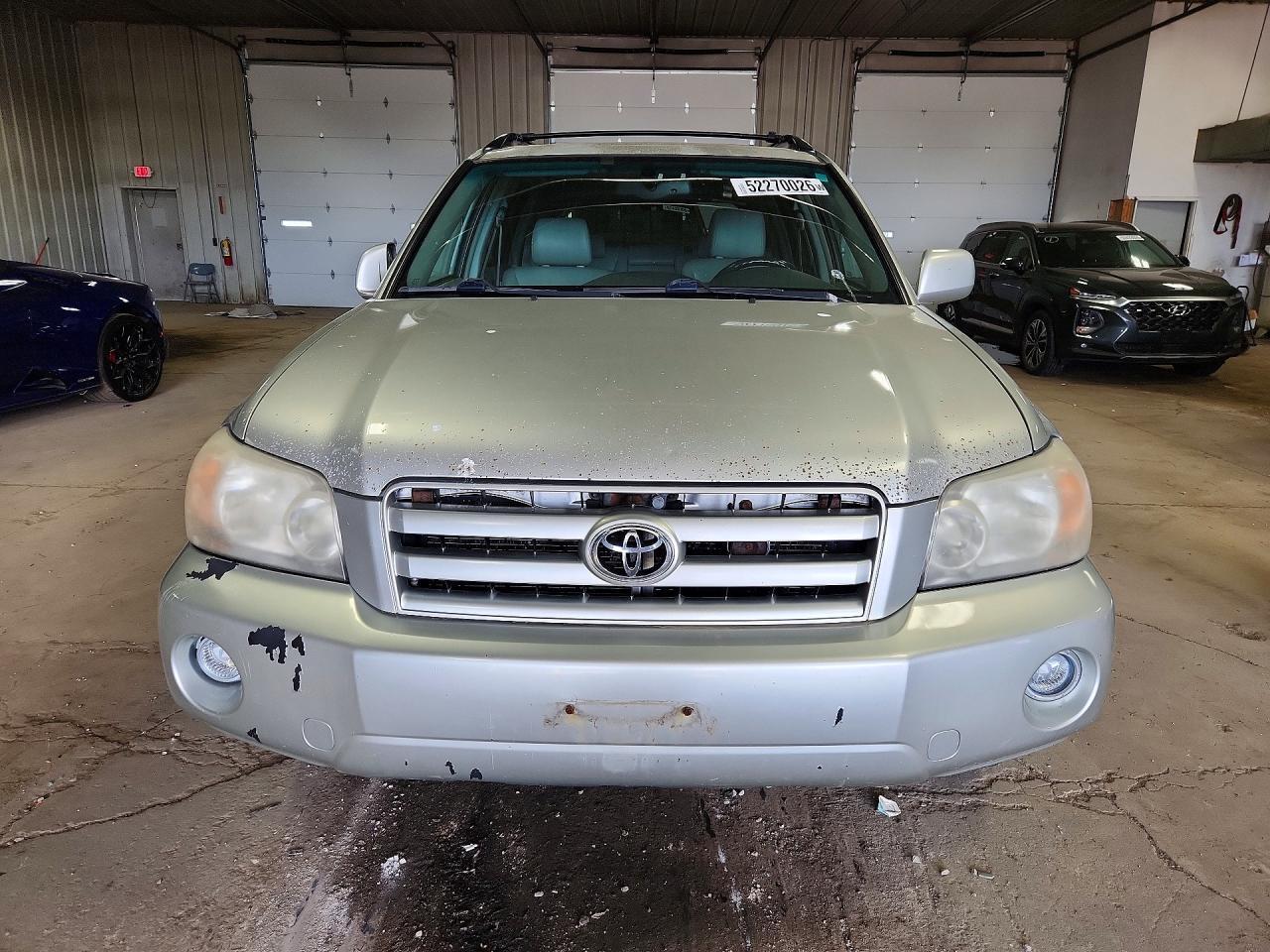 2006 TOYOTA HIGHLANDER