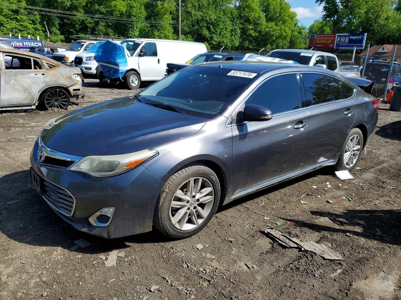 2013 TOYOTA Avalon
