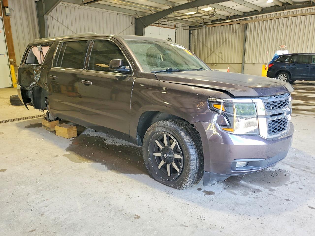 2015 CHEVROLET Suburban
