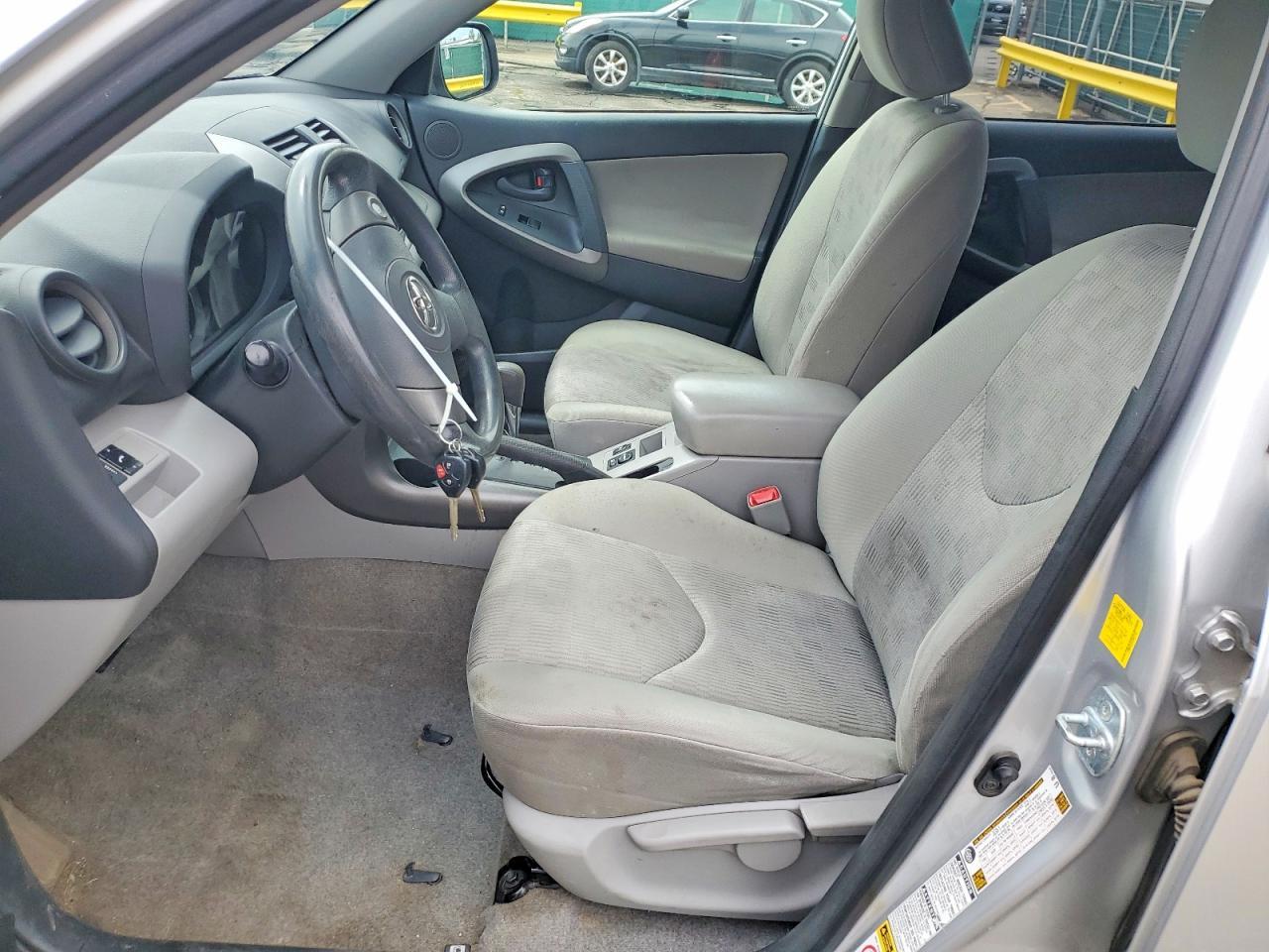 2010 TOYOTA RAV4