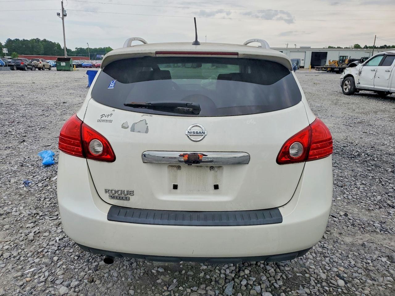 2015 NISSAN ROGUE