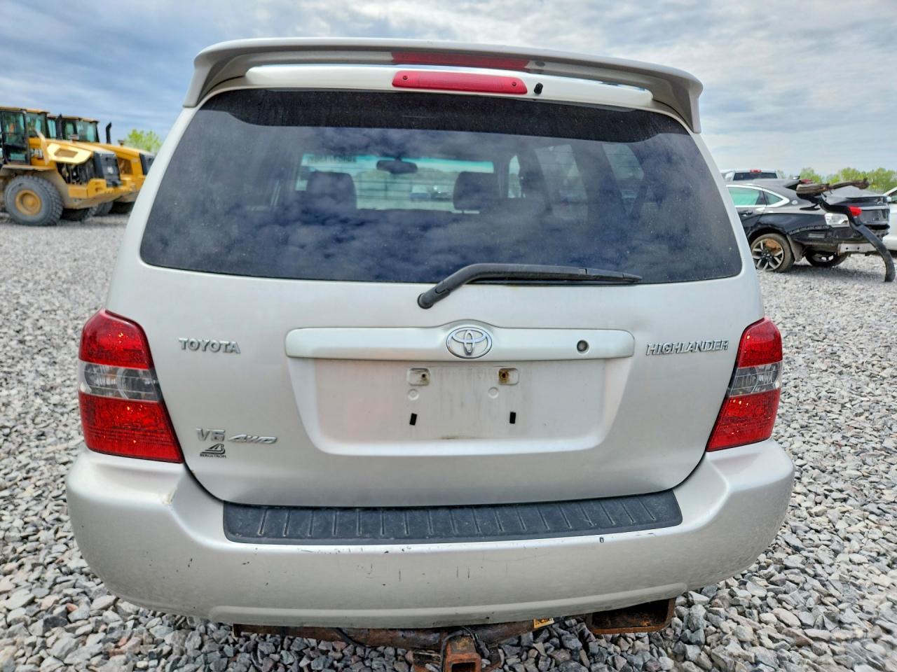 2005 TOYOTA HIGHLANDER