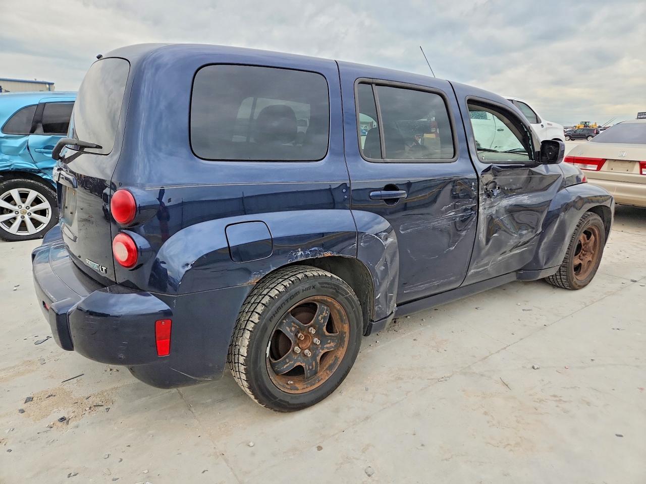 2011 CHEVROLET HHR