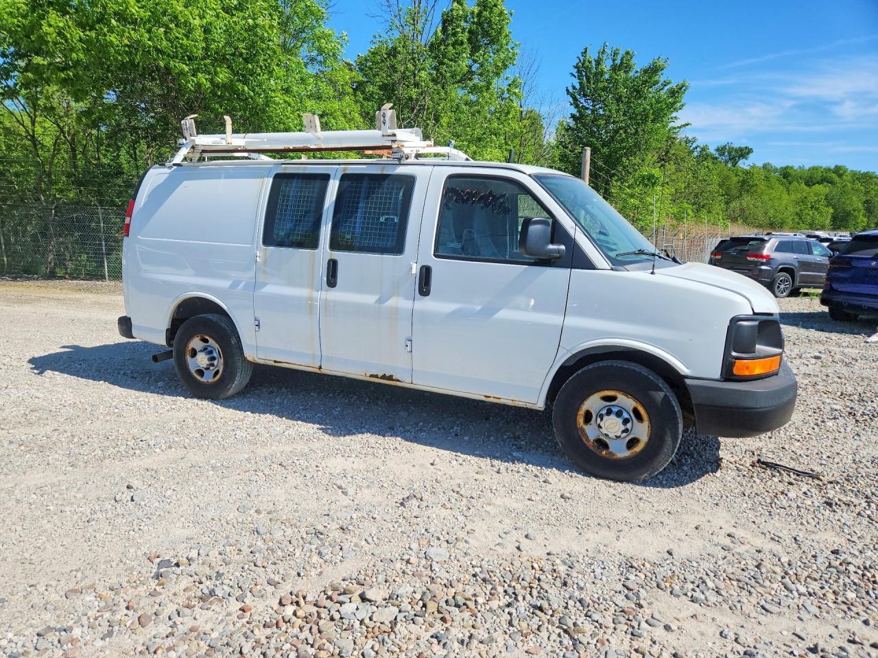 2013 CHEVROLET EXPRESS 2500