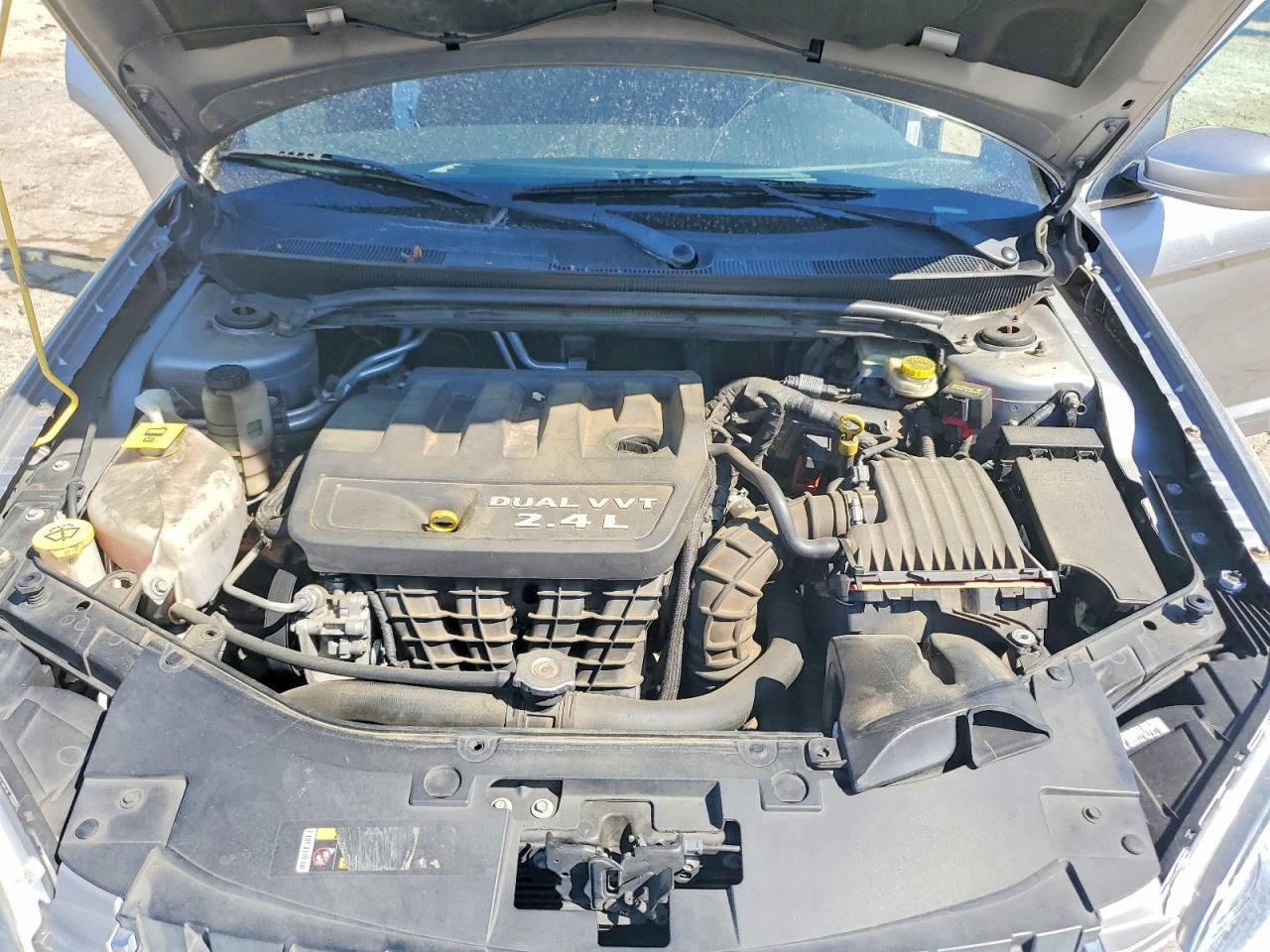 2014 CHRYSLER 200