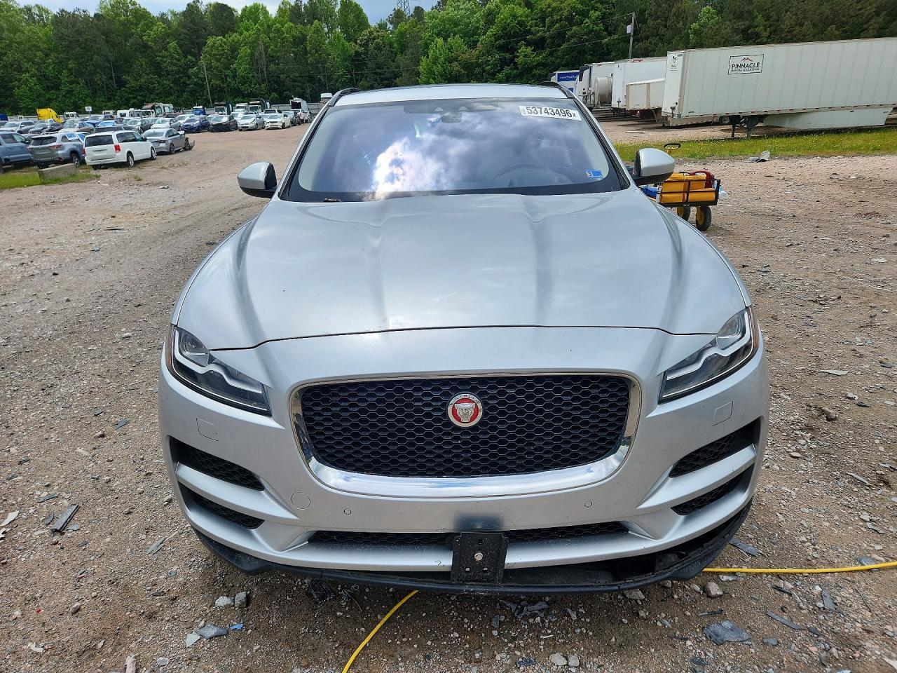 2017 JAGUAR F-Pace