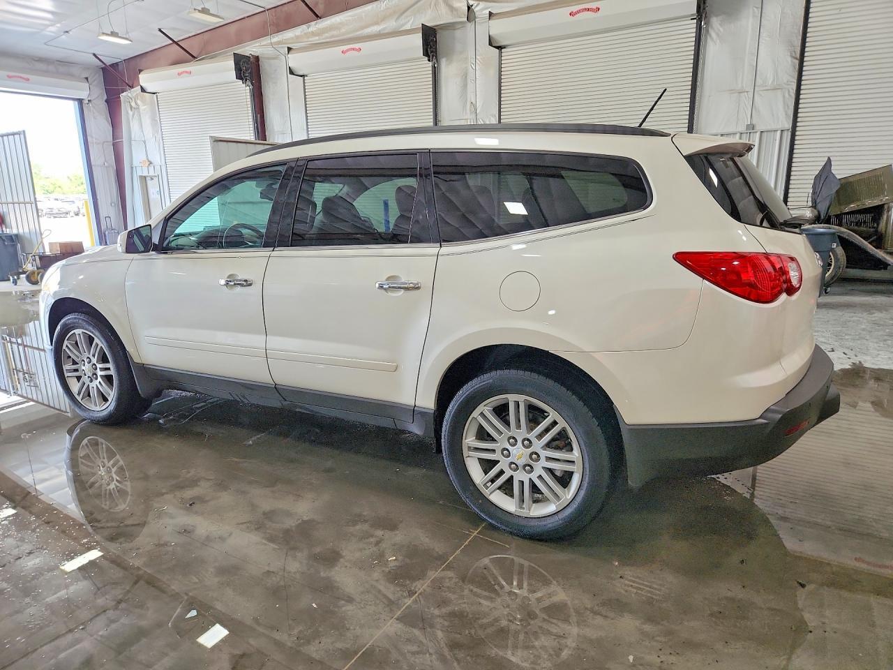 2011 CHEVROLET TRAVERSE