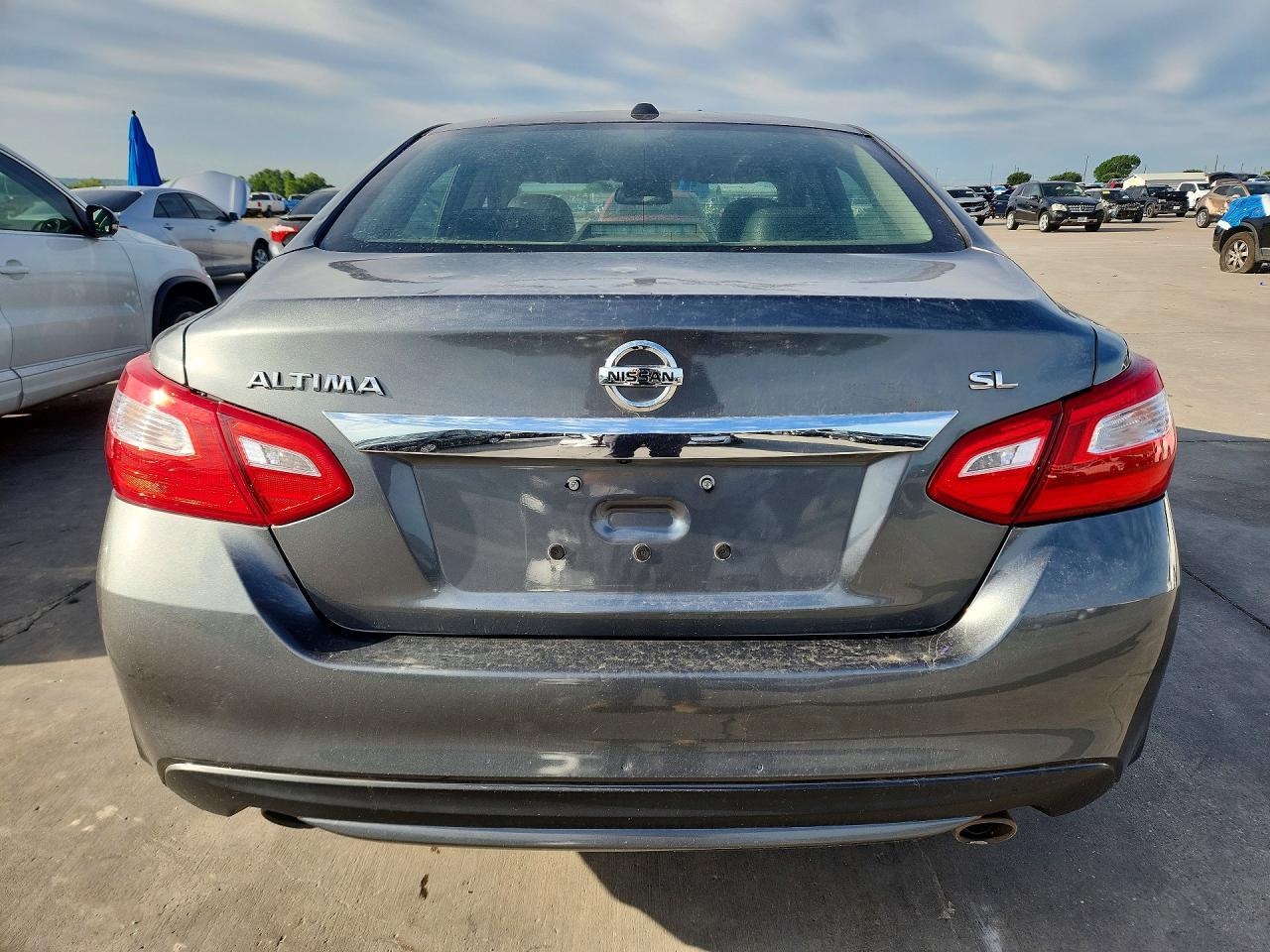 2017 NISSAN ALTIMA