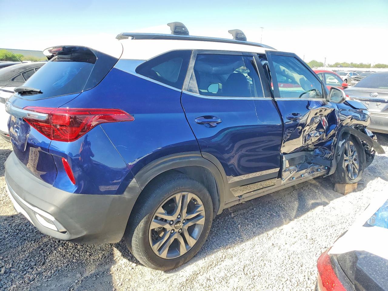 2023 KIA SELTOS