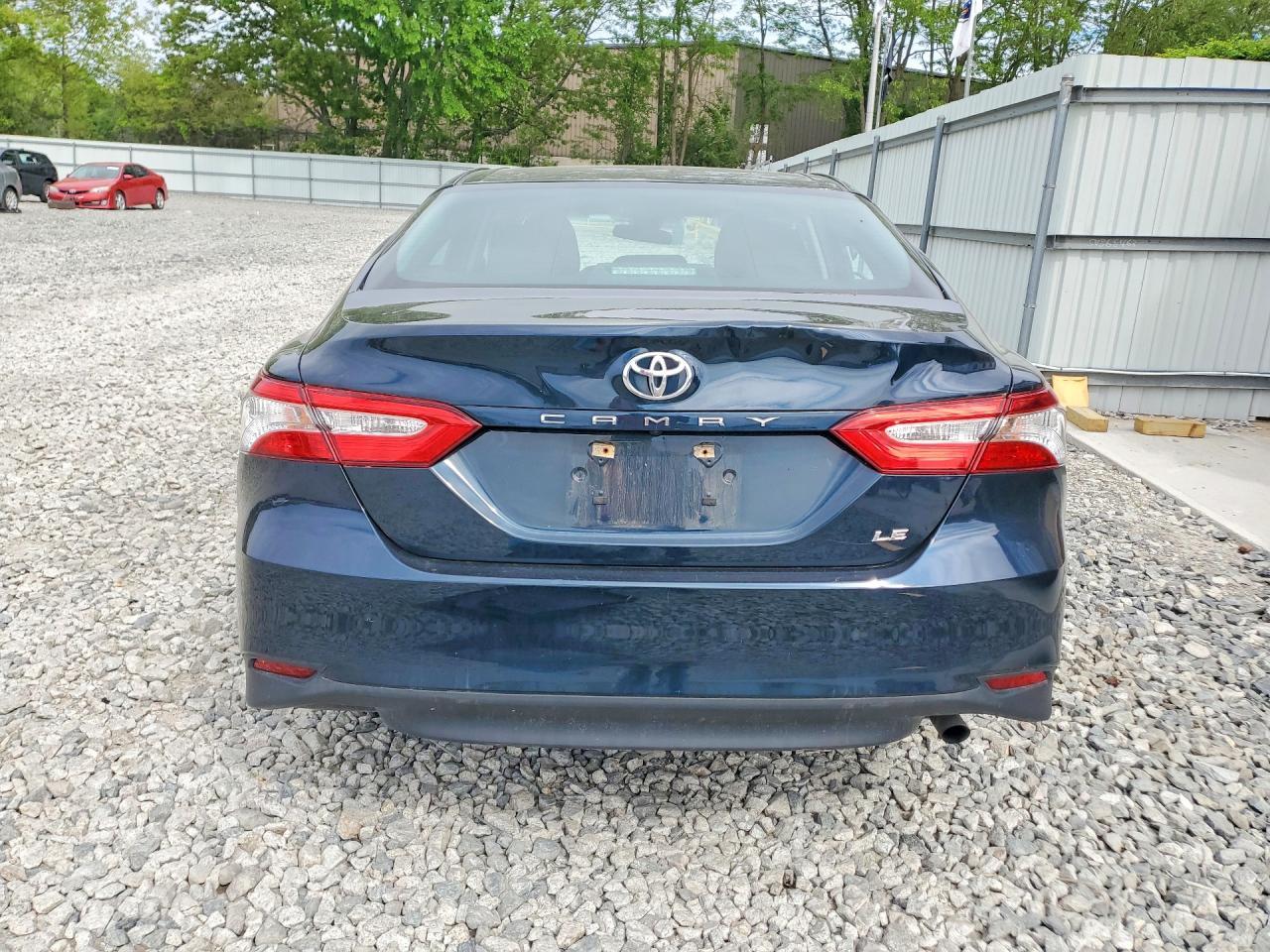 2018 TOYOTA CAMRY