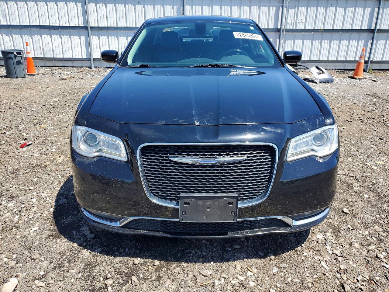 2017 CHRYSLER 300