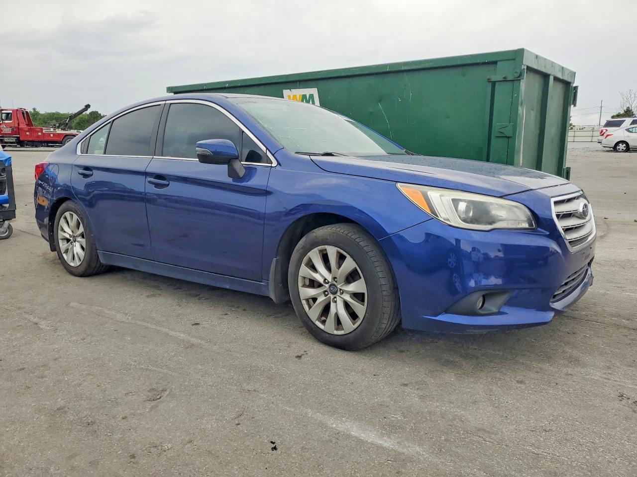 2015 SUBARU Legacy