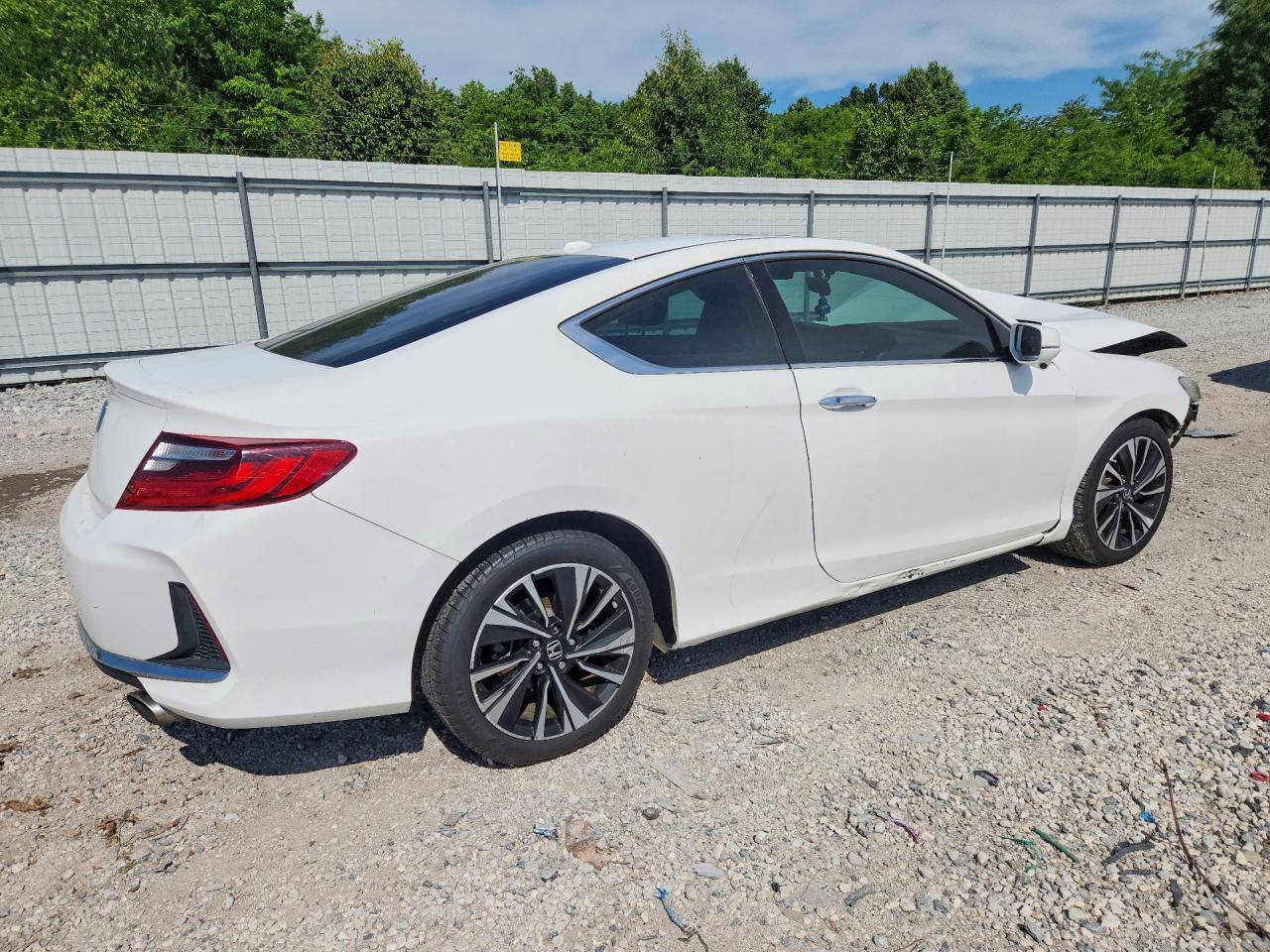 2017 HONDA ACCORD