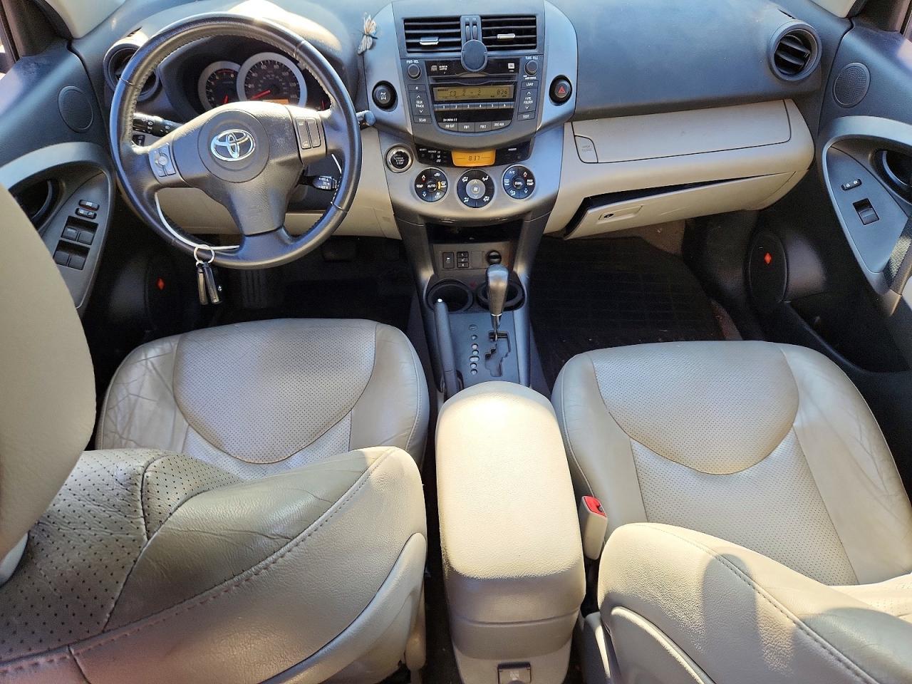 2011 TOYOTA RAV4