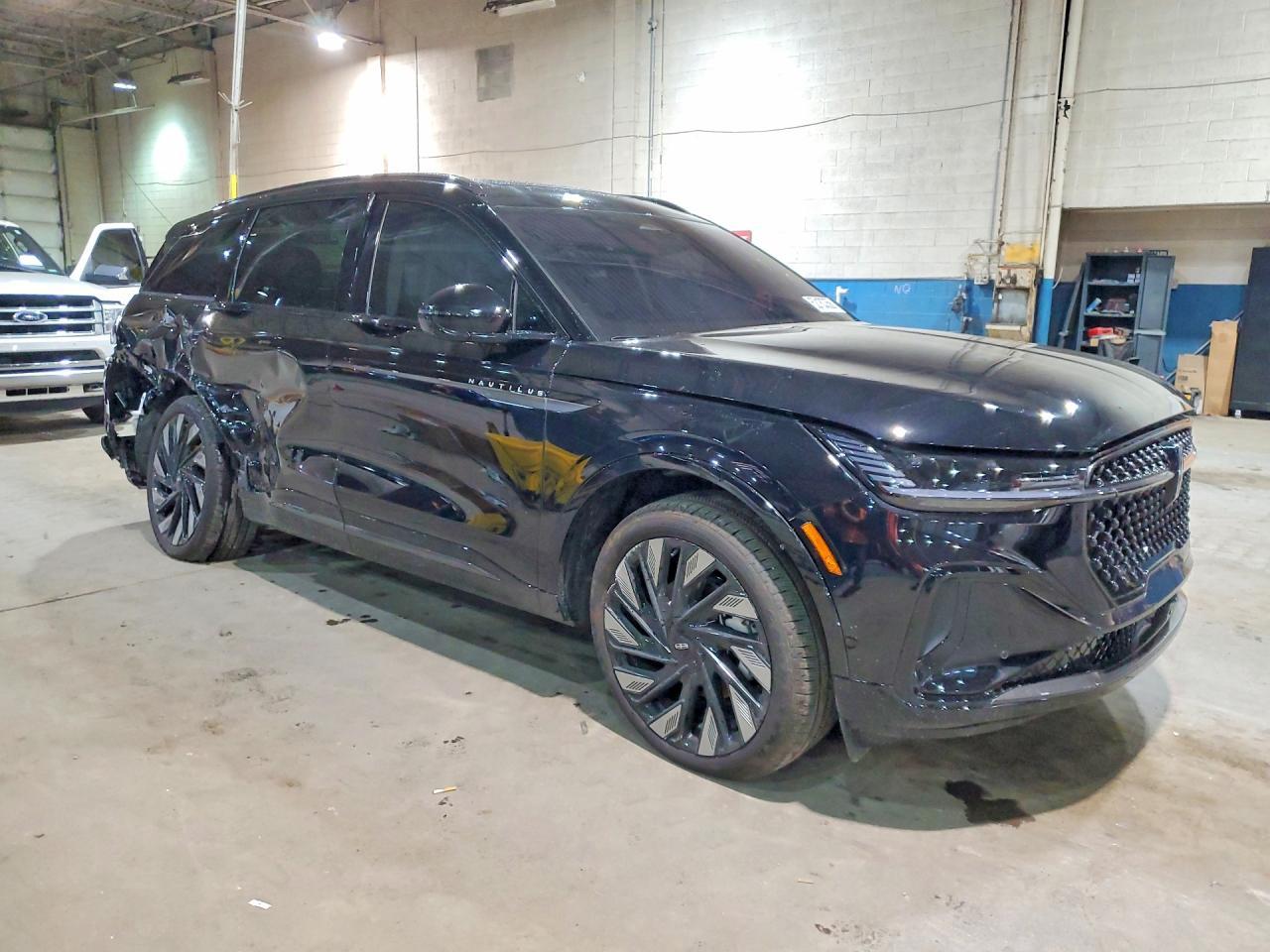 2026 LINCOLN Nautilus