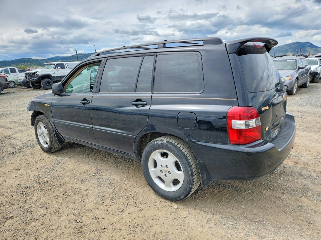 2005 TOYOTA HIGHLANDER