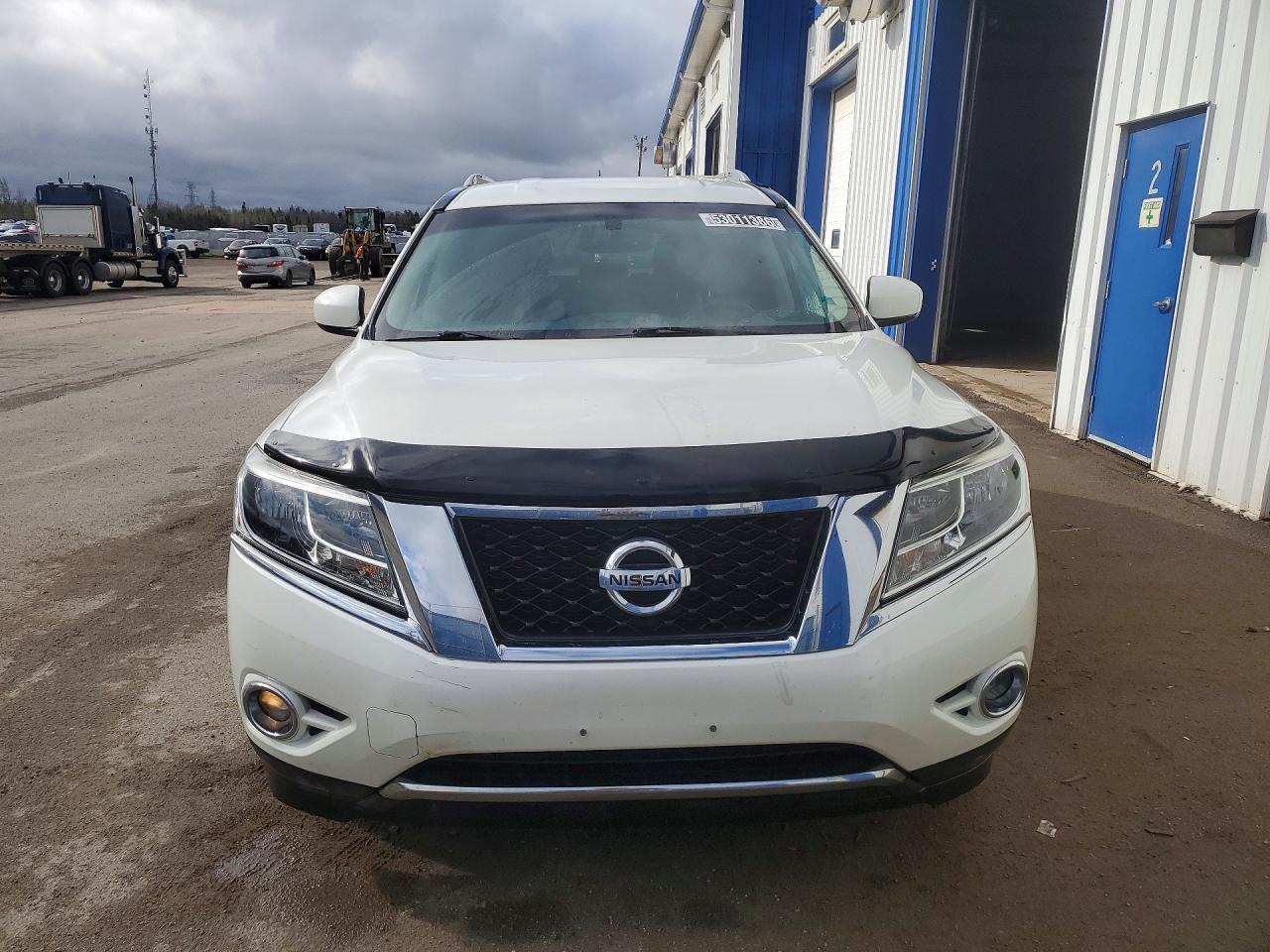 2015 NISSAN PATHFINDER