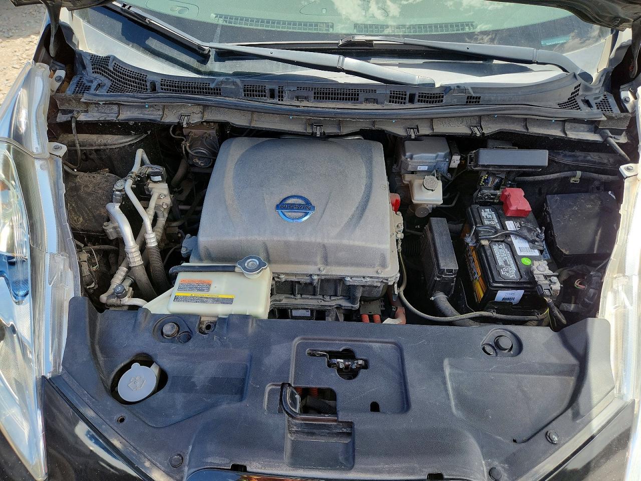 2013 NISSAN LEAF