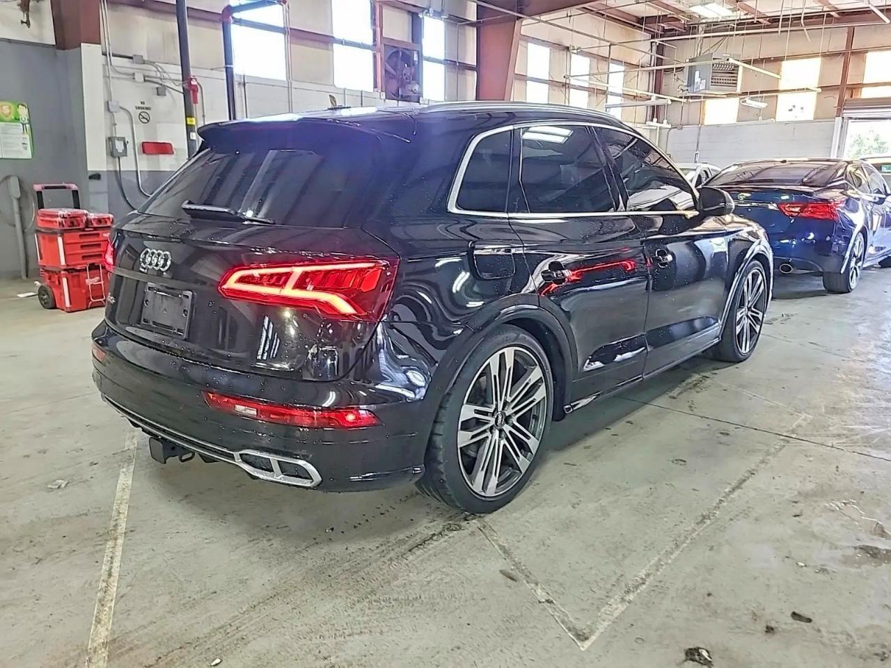 2018 AUDI SQ5