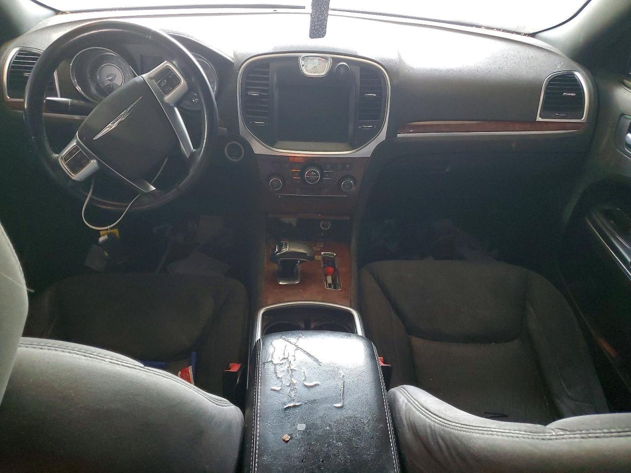 2012 CHRYSLER 300