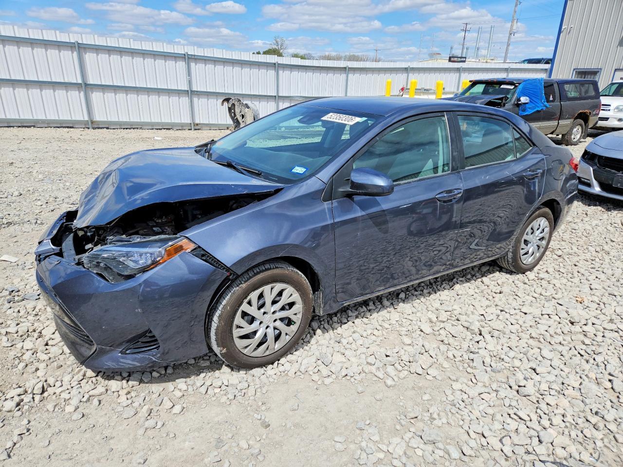 2017 TOYOTA Corolla/le