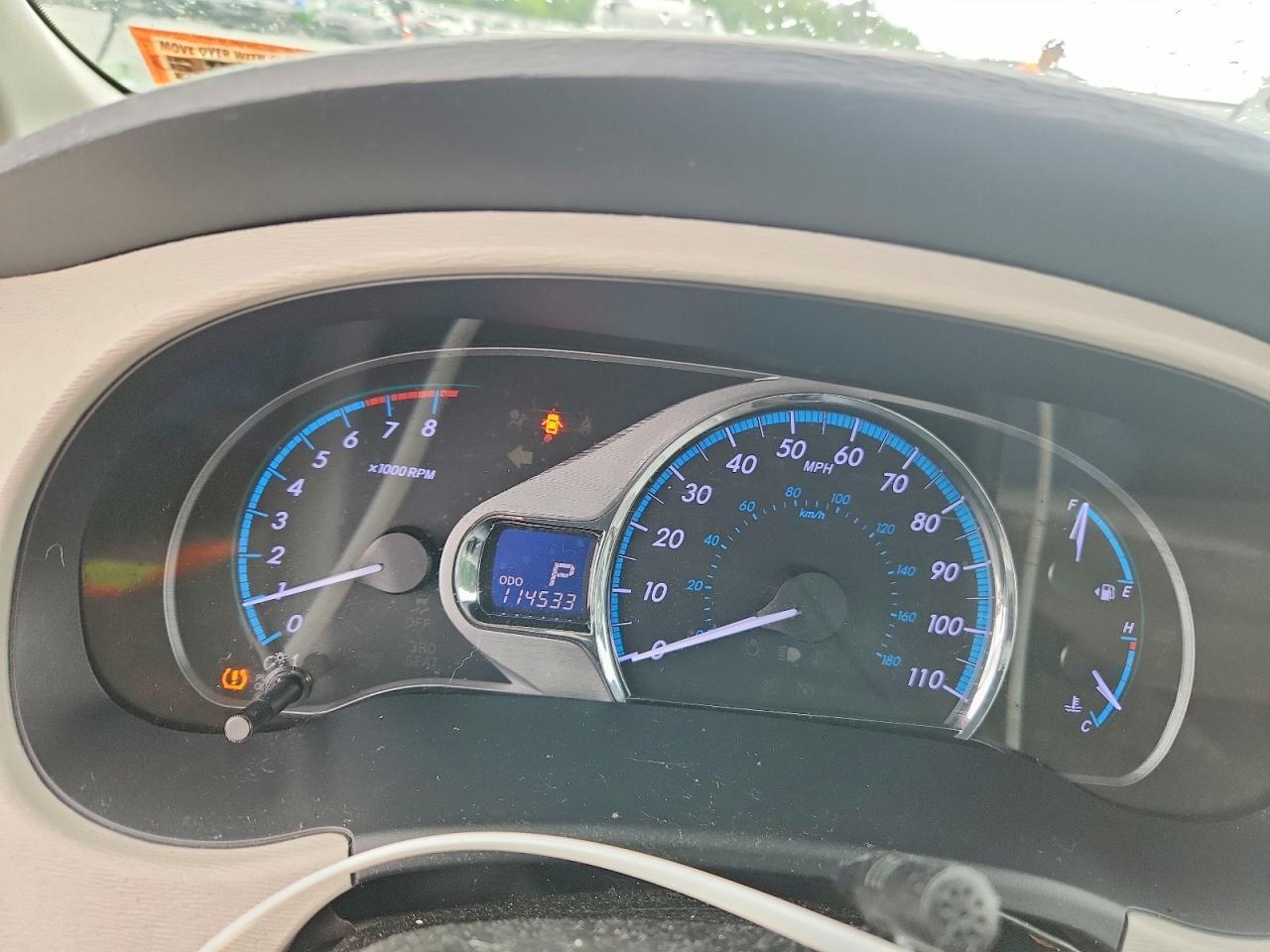 2014 TOYOTA SIENNA