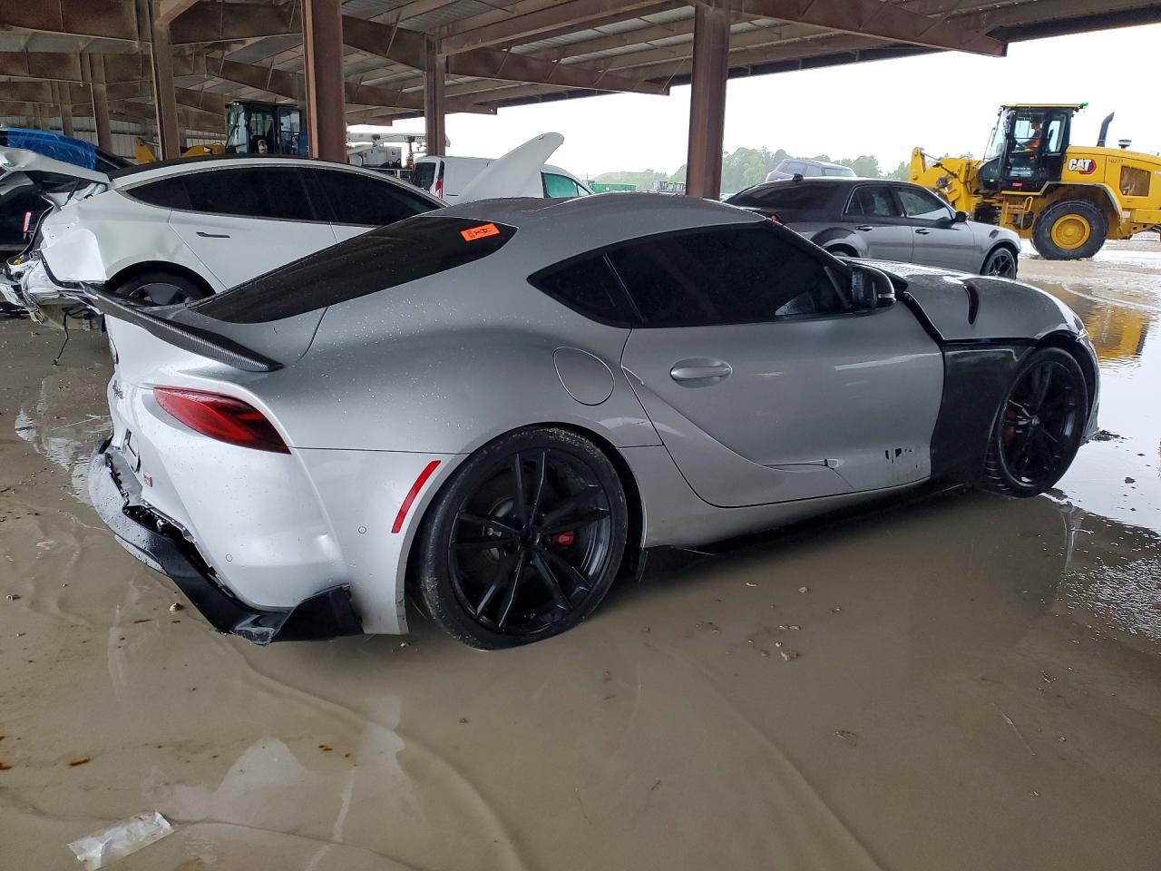 2022 TOYOTA Supra