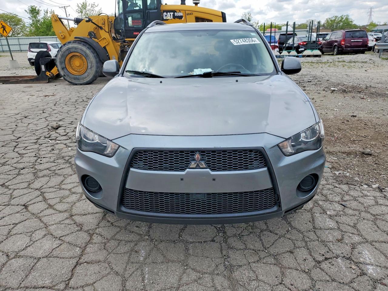 2013 MITSUBISHI outlander