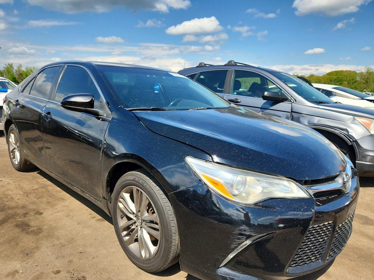 2017 TOYOTA CAMRY