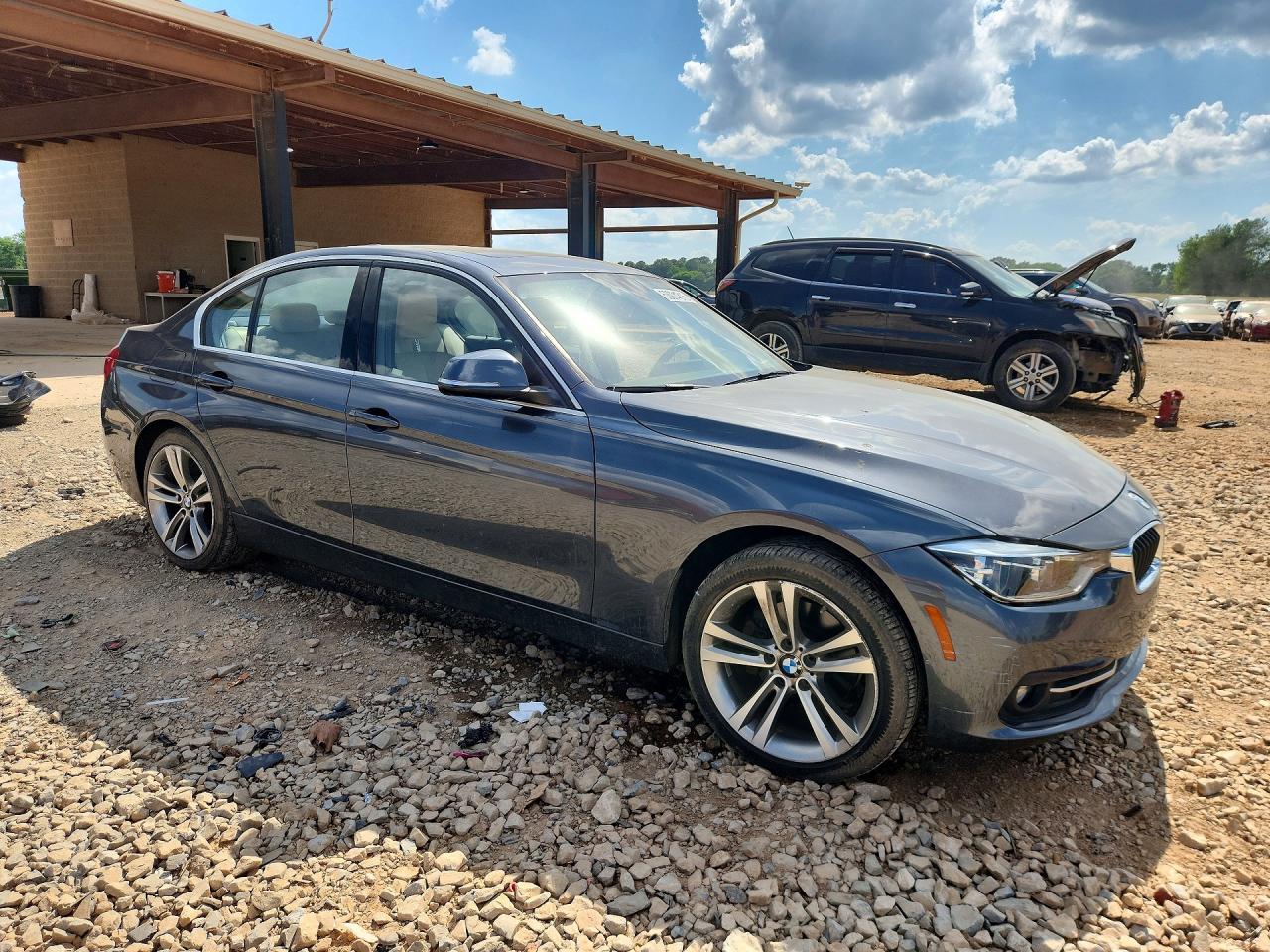 2018 BMW 3 SERIES