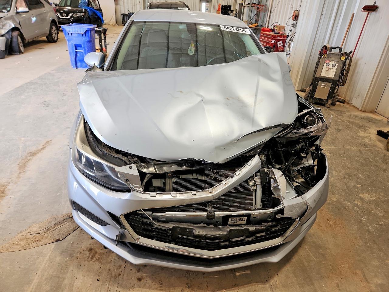 2017 CHEVROLET CRUZE