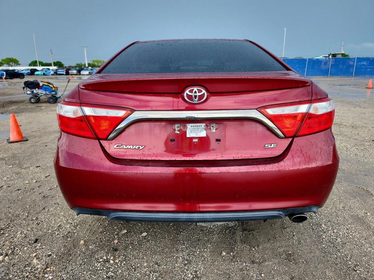 2016 TOYOTA CAMRY