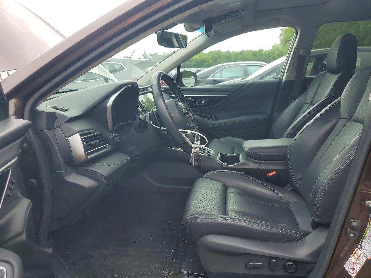 2020 SUBARU Outback