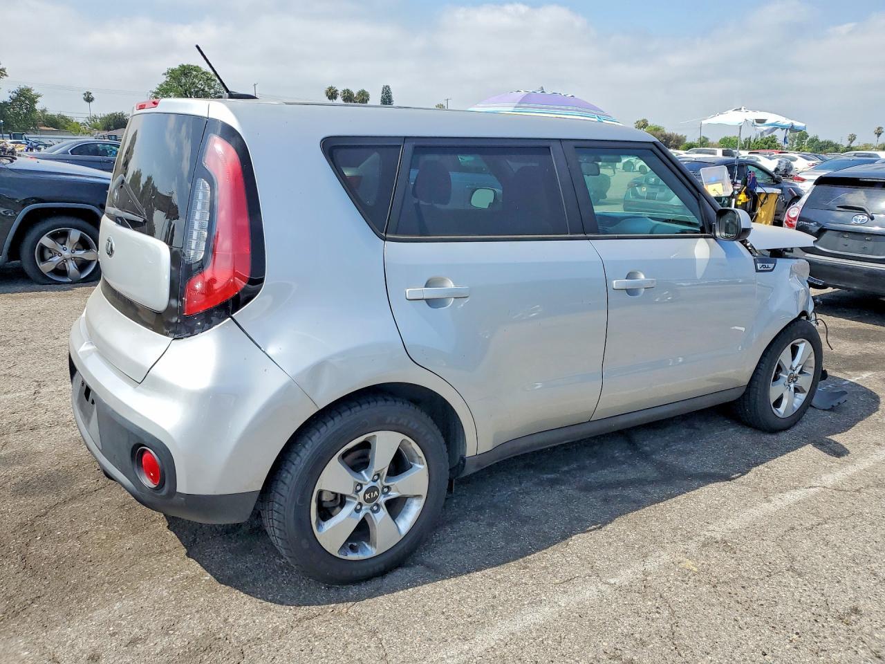 2017 KIA SOUL