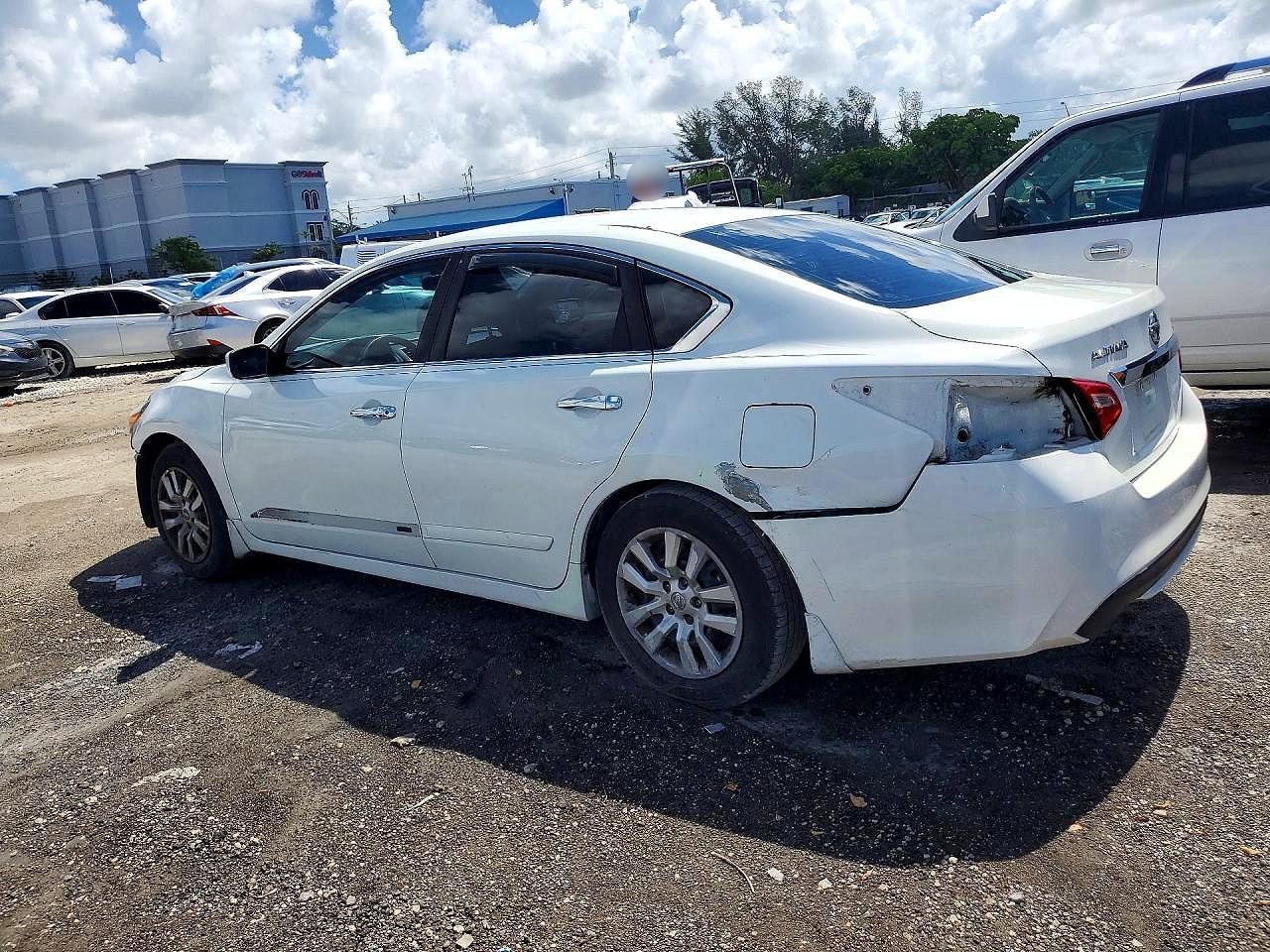2017 NISSAN ALTIMA