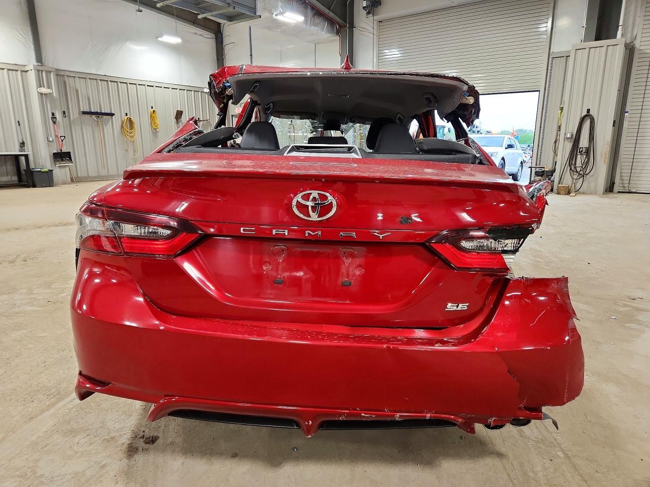 2024 TOYOTA CAMRY