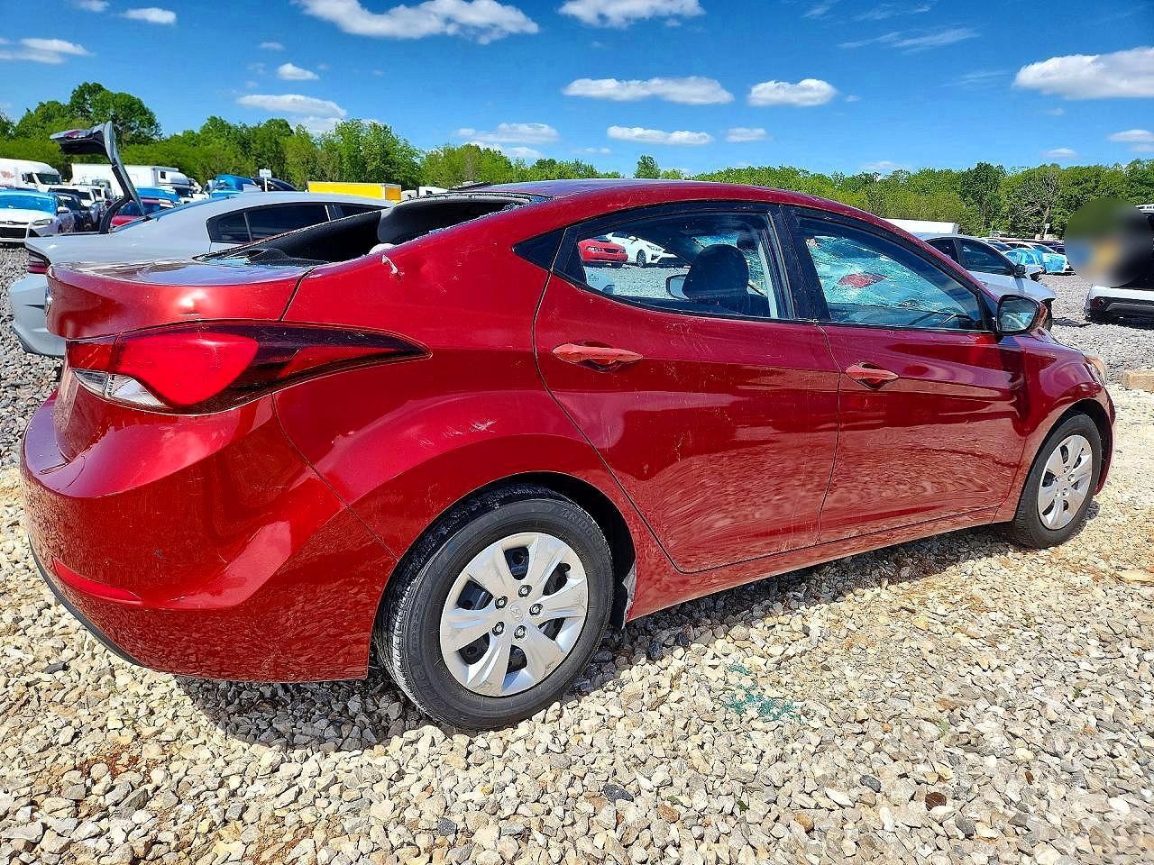2016 HYUNDAI ELANTRA