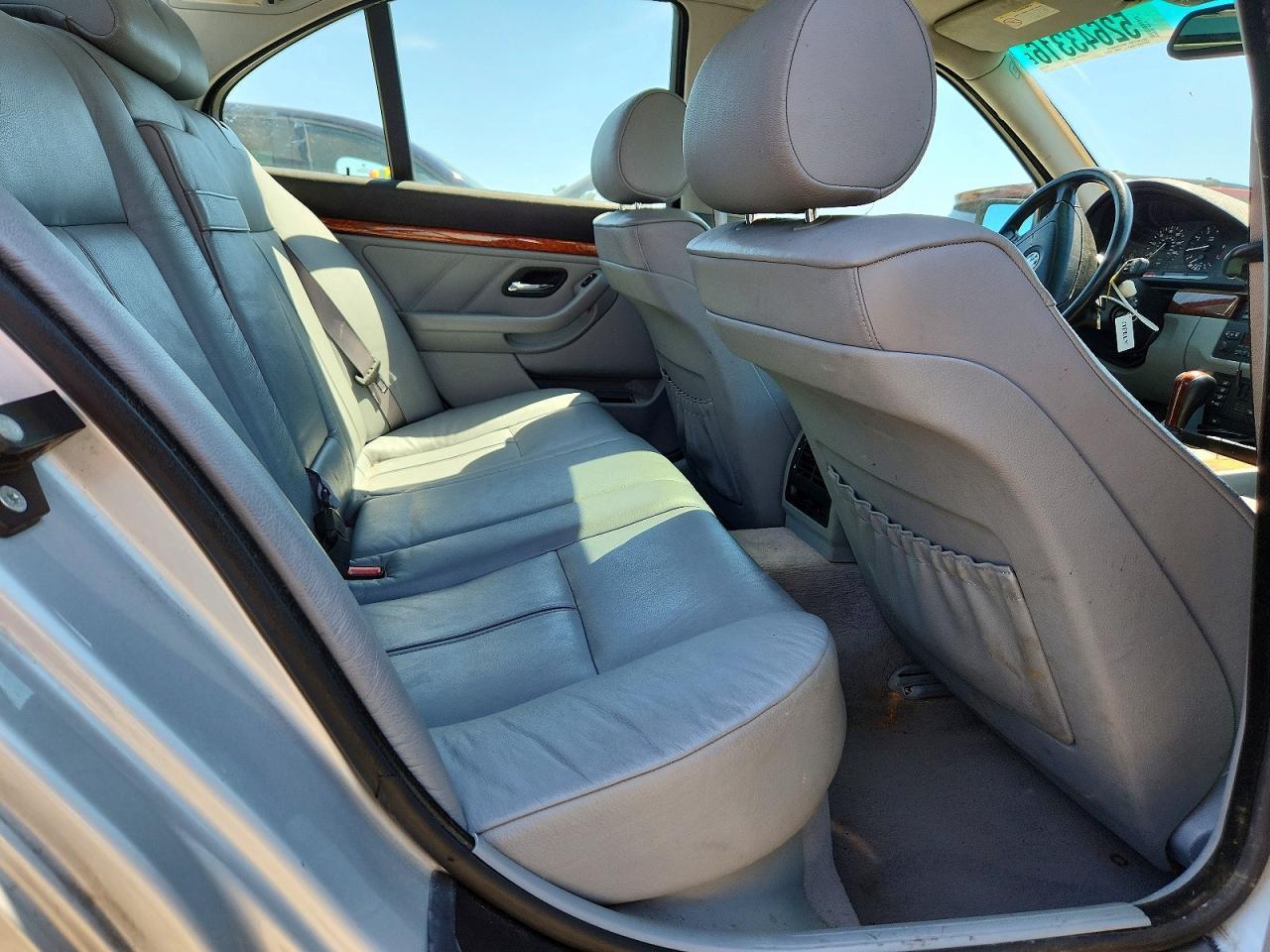 2000 BMW 5 series